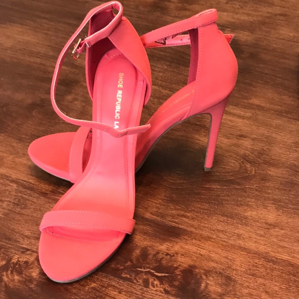 Shoe Republicla Size 10 Coral High Heels